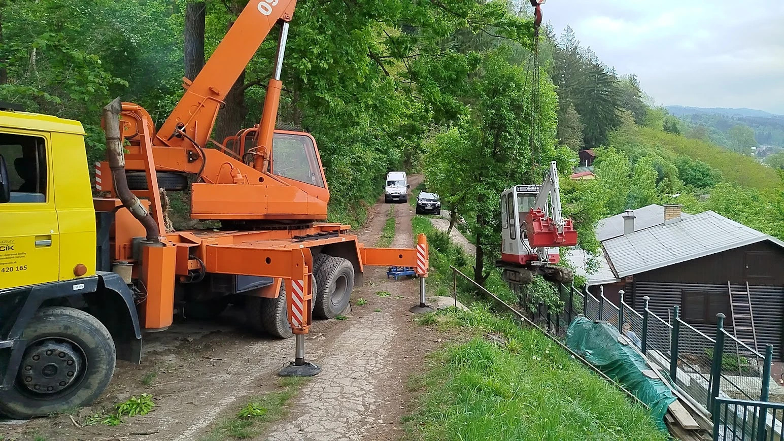 Zemné práce Liptovský Mikuláš – profesionálne výkopové práce bagrom a minibagrom, úpravy pozemkov, príprava základov a dovoz materiálu. Rumana – spoľahlivý partner pre stavebné a výkopové práce v Liptovskom Mikuláši a okolí.
