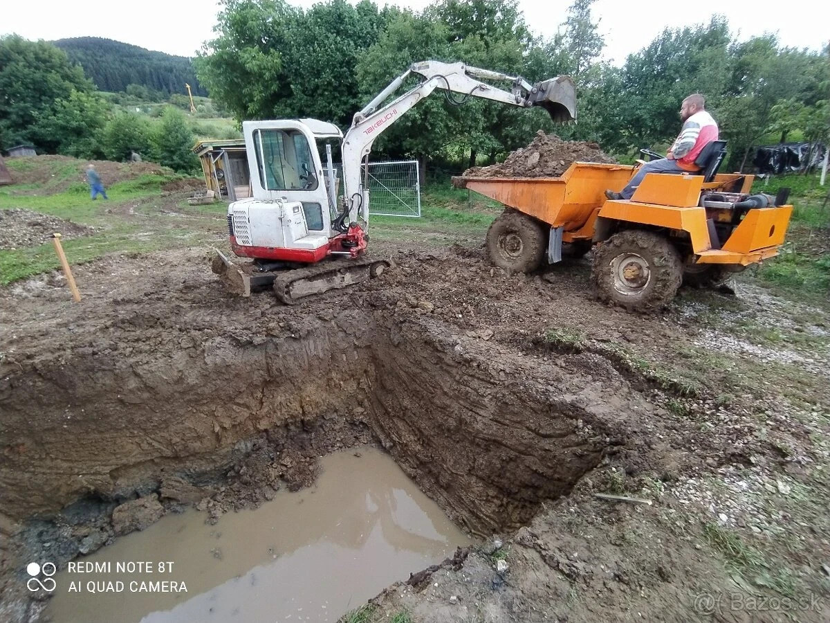Zemné práce Trnava – výkopové a stavebné práce bagrom a minibagrom, úpravy pozemkov, príprava základov a dovoz materiálu. Rumana – spoľahlivý partner pre zemné a výkopové práce v Trnave a okolí.