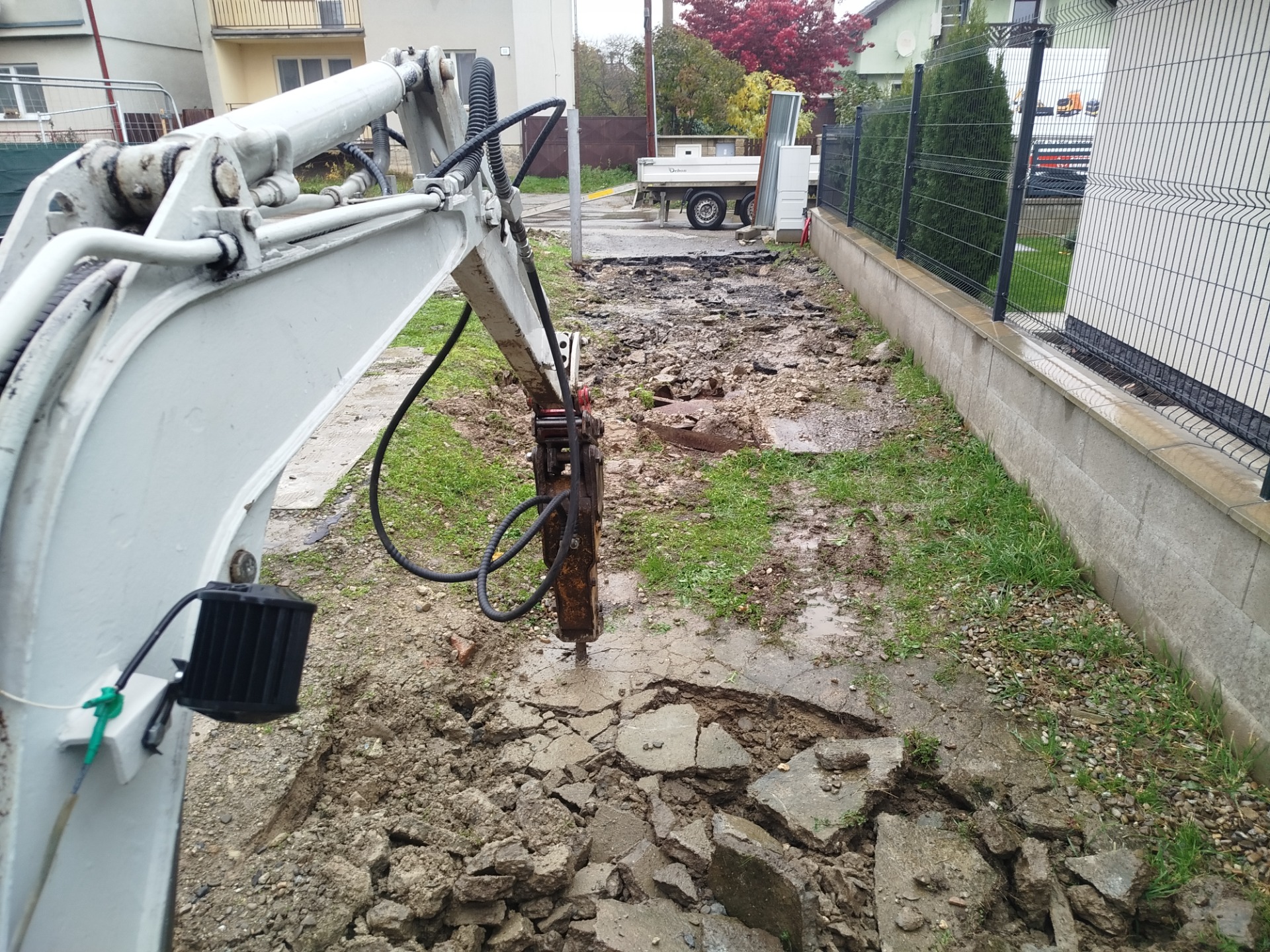 Profesionálne zemné práce Brezno – výkopy minibagrom, príprava základov, terénne úpravy a dovoz materiálu. Rumana – spoľahlivý partner pre stavby a výkopové práce v Brezne a okolí.