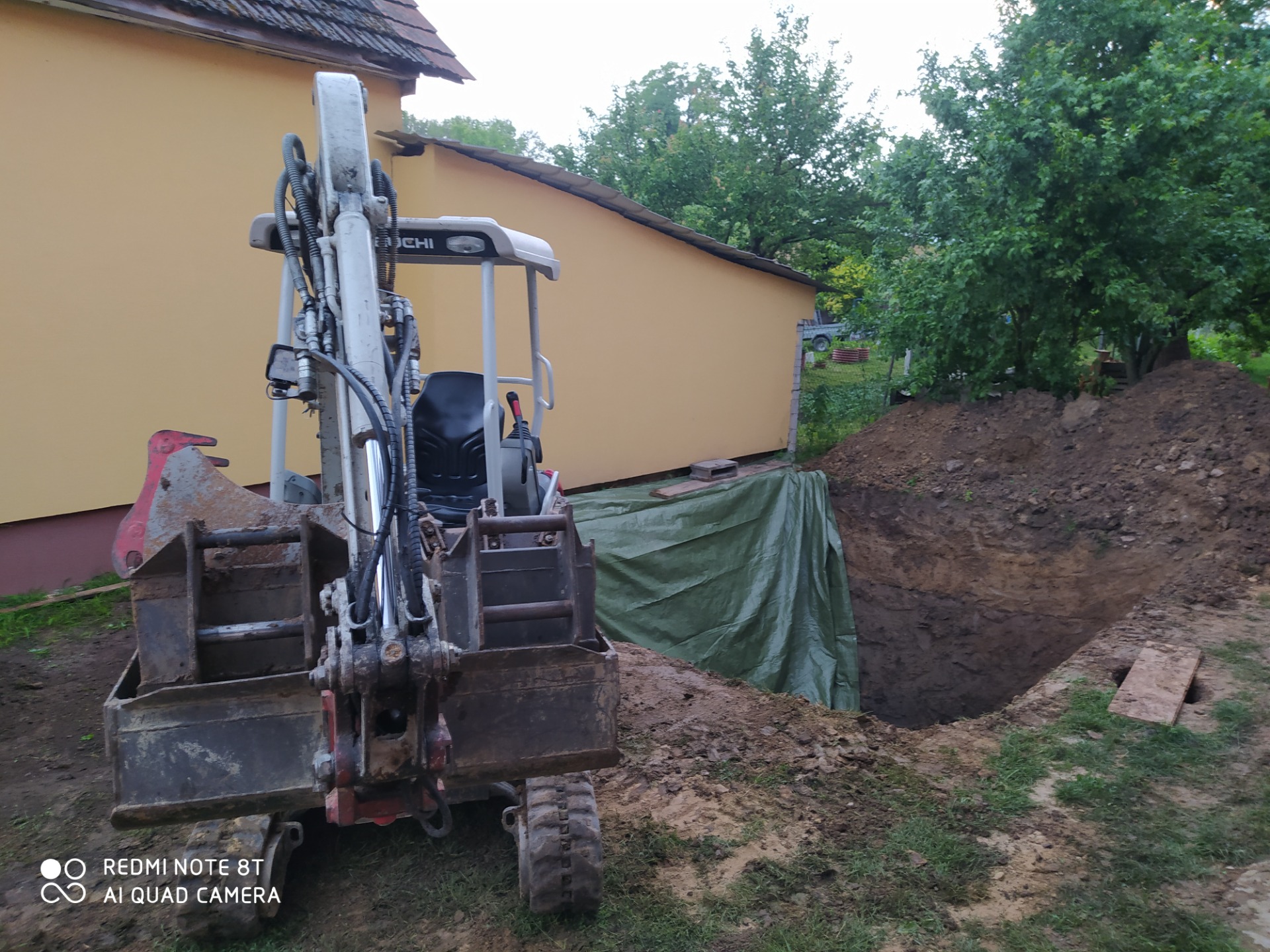 Zemné a výkopové práce Skalica | Bager a dumper Rumana